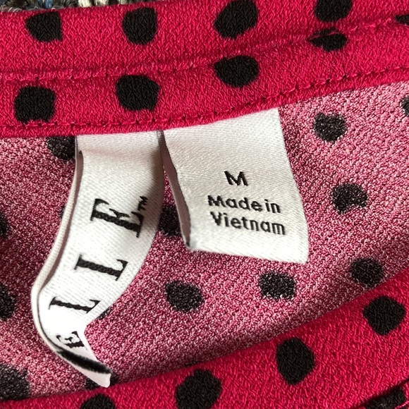 medium M Elle pink polka dot long sleeve fuchsia shirt with flounce sleeves - Picture 3 of 7